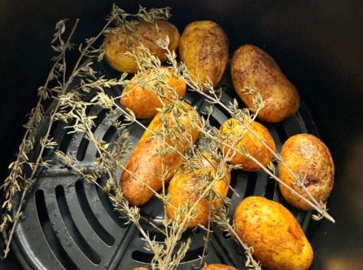 Patate in friggitrice ad aria (Pexels) - unadonna.it