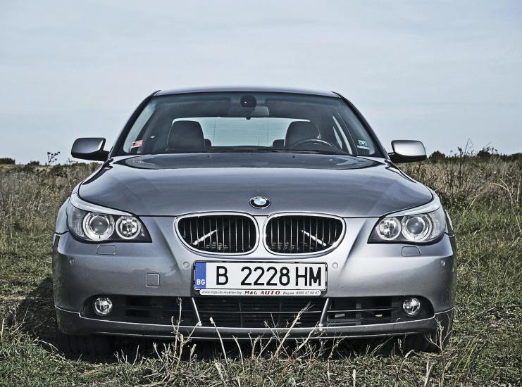 Targa automobile (Pixabay) - unadonna.it