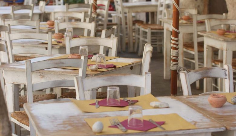 Tavoli trattoria (Pixabay) - unadonna.it